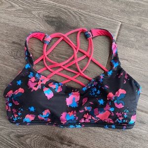 Free to be wild sports bra top size 6